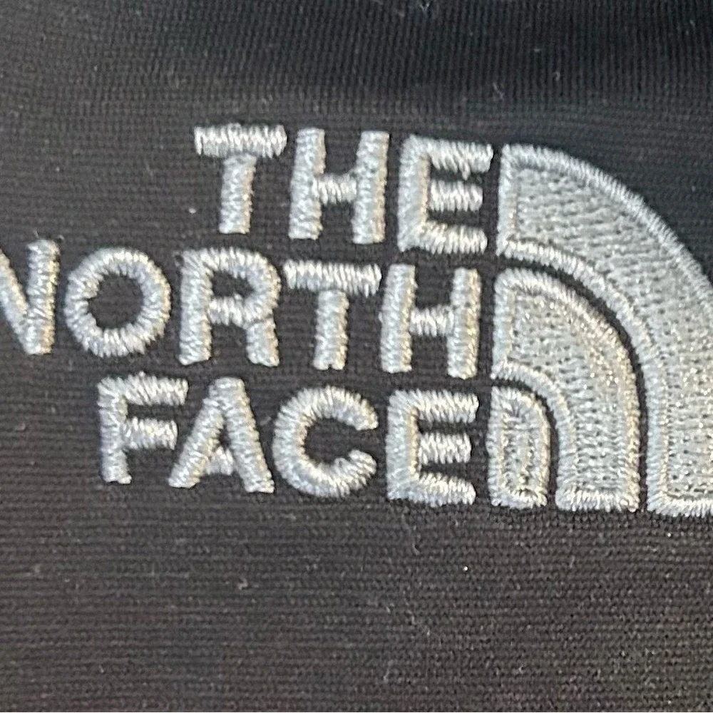 The North Face Mens Black‎ Quarter Zip Pullover Long Sleeve Shirt XL Activewear